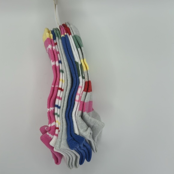 Girls 6 Pairs Low Cut Socks Large( 4-10) - Picture 2 of 2